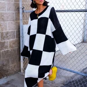 Dressed in LALA Black & White Checker Literally Limitless Oversize Knit Dress
